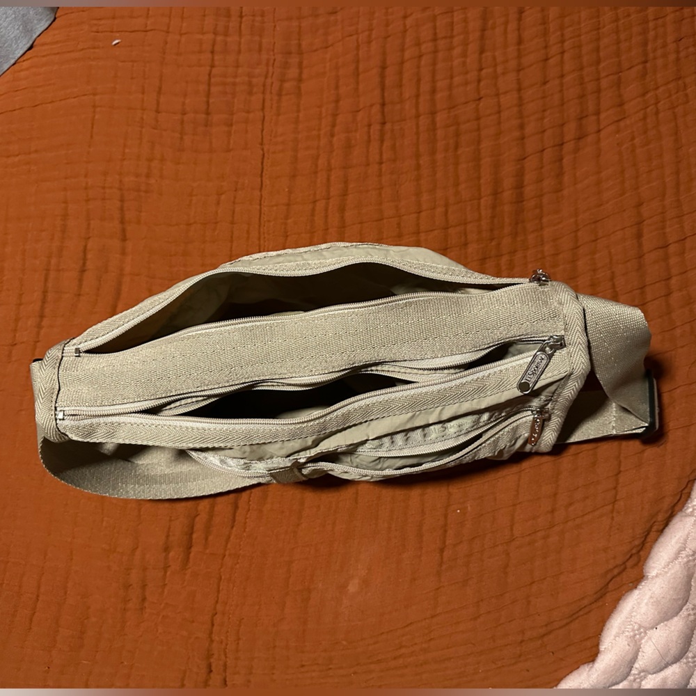 LeSportSac Beige Crossbody Bag - Picture 6 of 7
